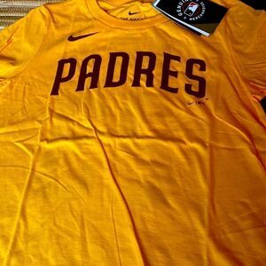 NWT  Nike MLB players Golden yellow and brown size M 10-12